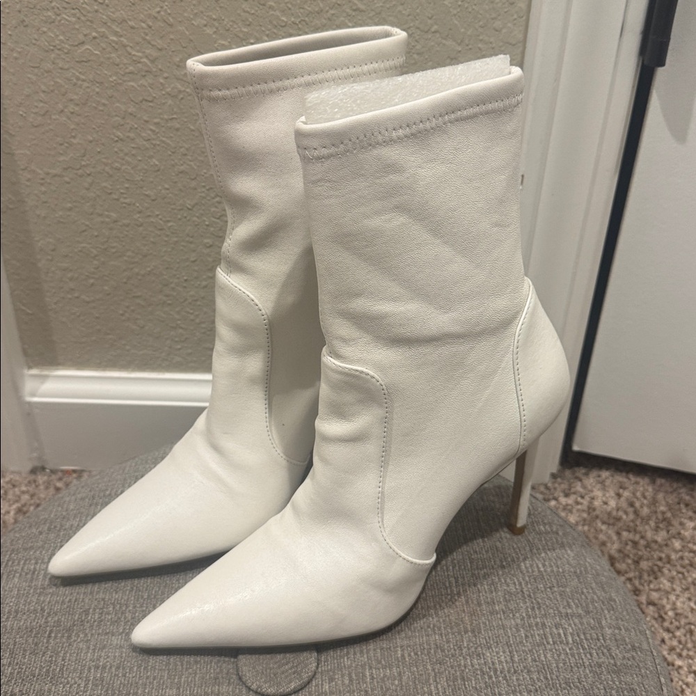 Stuart Weitzman Stuart 100 Stretch Bootie - Picture 2 of 4